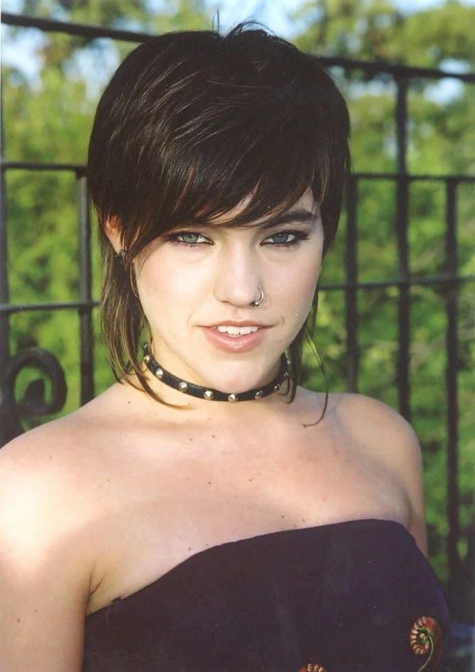 Victoria "Vico" Paz
