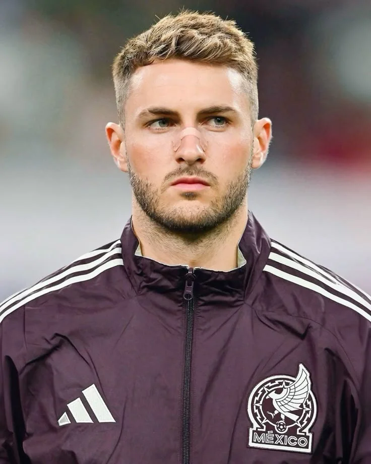 Santiago Giménez