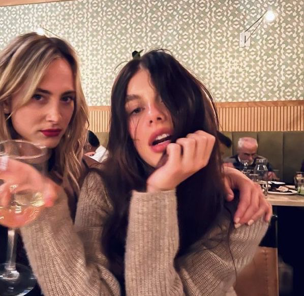 Suki Waterhouse