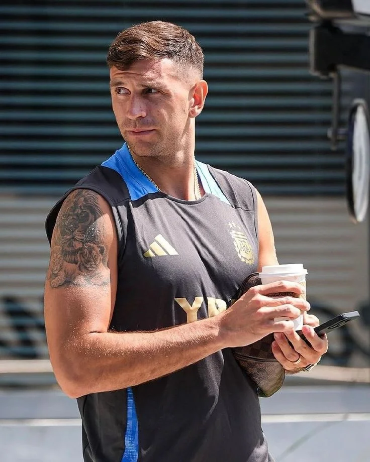 Dibu Martínez