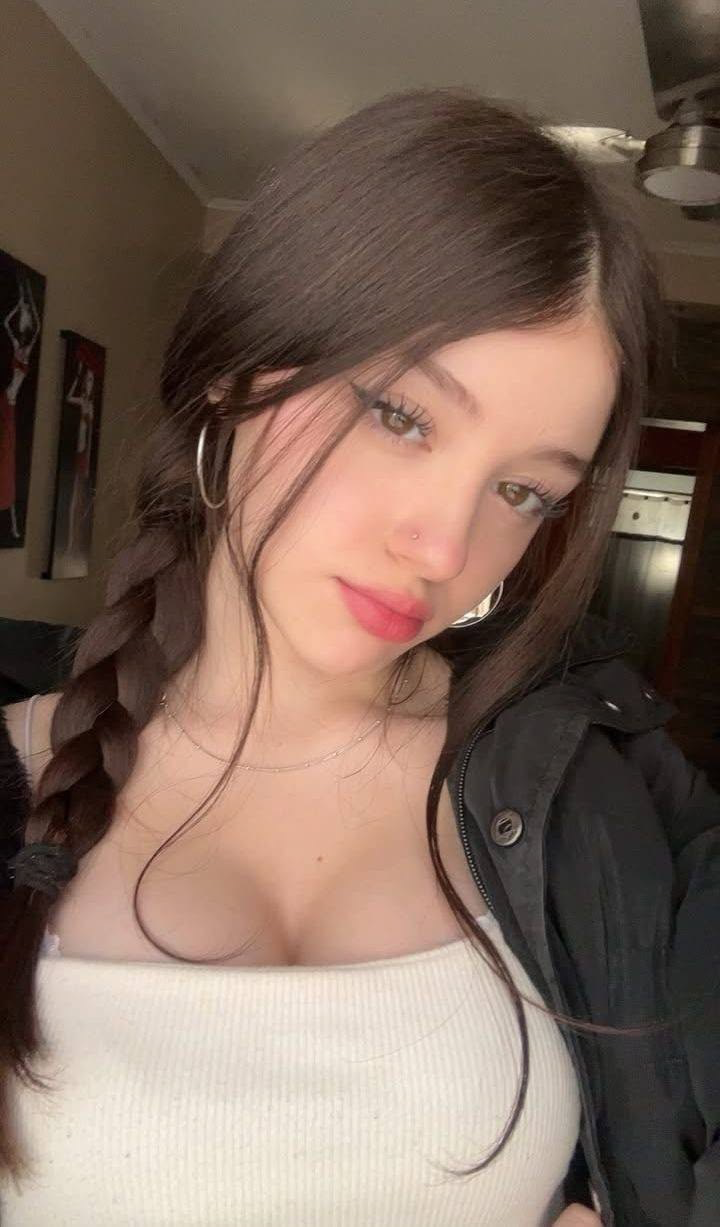 Isabella Cruz