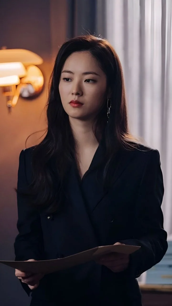 Hong Cha-young