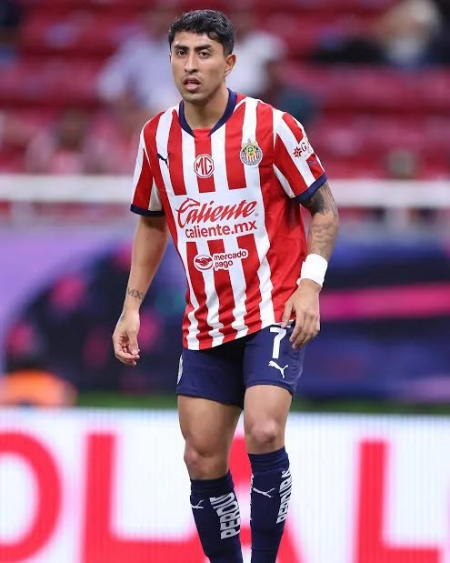 Omar Govea (#15)